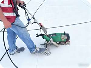 Vente chaude <span class=keywords><strong>Membrane</strong></span> imperméable TPO renforcée résistante au vieillissement écologique de 1,2 mm <span class=keywords><strong>pour</strong></span> toiture en béton et en acier <span class=keywords><strong>extérieur</strong></span> - Product Image 4