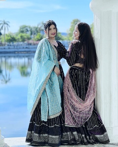 Nuevo diseñador de Bollywood Trabajo pesado Lehenga Choli Ropa étnica india pakistaní para bodas Fiestas Compromisos Oferta especial Bajo - Product Image 2