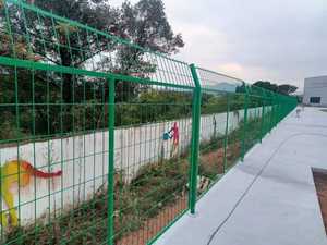 Pvc rivestito doppia rete metallica recinzione bilaterale giardino esterno pannello di sicurezza facile confine fattoria recinzione anello di legno - Product Image 4