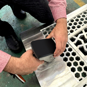 Espectrómetro Láser Portátil OEM Personalizable Modelo LIBS AL con 1 Año de Garantía de China para Análisis de Aluminio y Chatarra Metálica - Product Image 2