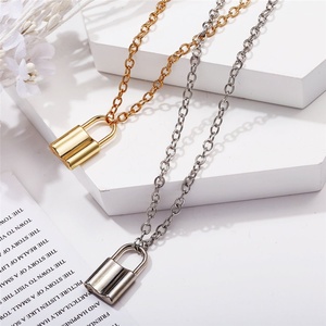 <span class=keywords><strong>Collar</strong></span> de <span class=keywords><strong>Cadena</strong></span> Punk en Color Dorado y Plateado <span class=keywords><strong>con</strong></span> <span class=keywords><strong>Candado</strong></span> para Mujeres y Hombres, <span class=keywords><strong>Collar</strong></span> <span class=keywords><strong>con</strong></span> Colgante de <span class=keywords><strong>Candado</strong></span>, Joyería - Product Image 4