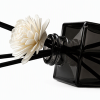 Diffuseur de parfum sans flamme en bâtonnets, 50 ml, bouteille carrée grise, pour chambre et salon, parfum d'ambiance décoratif haut de gamme, vente en gros