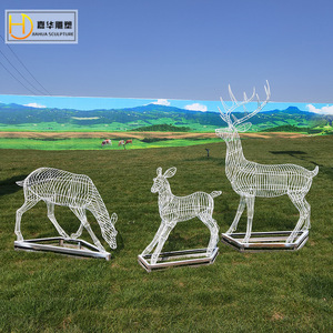 Escultura de Ciervo de Acero Inoxidable Jiahua Iron Hollow, Adorno Decorativo Abstracto Hecho a Mano para Jardín Exterior, Montaje en Suelo - Product Image 3