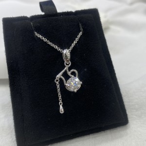 Horóscopo - Collar con Colgante de Diamante Cultivado en Laboratorio de 1 Quilate, Corte Redondo, VVS, Plata de Ley 925, Signo Acuario - Product Image 4