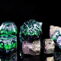 Pour Logo personnalisable Polyhedral RPG Résine 7 pièces Jeu de dés moulés Vert avec bord tranchant pour donjons et dragons adultes