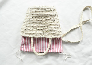 Nuova borsa da spiaggia estiva borsa intrecciata a mano in paglia borsa tessuta in corda di carta per bambina - Product Image 4