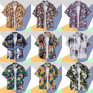 Chemise décontractée rétro à manches courtes pour homme, motif floral hawaïen, style <span class=keywords><strong>vintage</strong></span> et antique, inspirée de la mode de Hong Kong, tendance été 2026 - Product Image 3