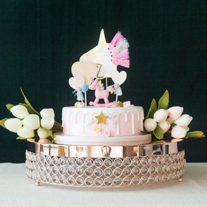Base de Metal con Cuentas de Cristal Doradas para Tartas, Soporte Decorativo para Exhibición de Postres, para Decoración de Mesa de Bodas y Fiestas - Product Image 5