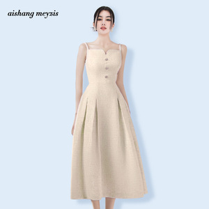 Moda de alta gama de lujo ligero nicho color albaricoque tirantes 2024 verano nuevo sexy elegante vestido de cierre de cintura con dobladillo grande - Product Image 2