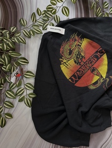 Sweat-shirt à col rond noir pour homme pour l'automne, coupe ample et oversize, imprimé graphique Clan Dragon et lettres, doublure en tissu éponge - Product Image 1