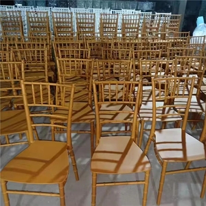 เก้าอี้จัดเลี้ยงแบบซ้อนได้ ดีไซน์ทันสมัย โครงโลหะหลากสี รุ่น Chiavari เหมาะสำหรับโรงแรม ห้องนั่งเล่น งานแต่งงาน และงานเลี้ยง - Product Image 3