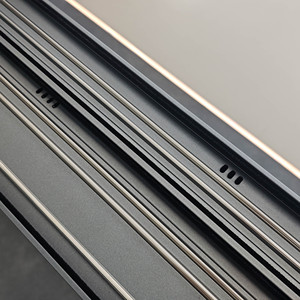 Fenêtres coulissantes en alliage d'aluminium à haute efficacité énergétique Deioux avec verre trempé double couche pour maison OEM ODM personnalisées - Product Image 6