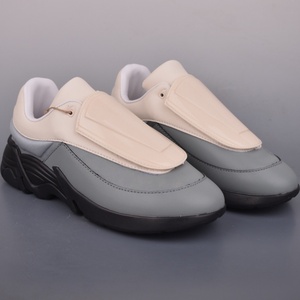 Chaussures de créateur de haute qualité, tendance et respirantes, style sportif à lacets, baskets de luxe pour hommes avec talon amovible en TPU - Product Image 1