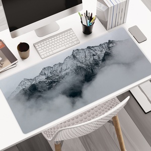 Alfombrilla de Ratón Grande Personalizada con Impresión por Sublimación, Diseño de Montaña y Bosque en Blanco y Negro, Alfombrilla de Escritorio Completa Extendida, Alfombrilla de Goma para Teclado - Product Image 1