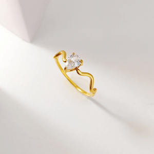 แหวนสวมนิ้วแบบปรับได้สำหรับผู้หญิงทำจากสแตนเลสสตีลคลาสสิกพร้อมแผ่นชุบทองแบบโบราณสำหรับงานปาร์ตี้ - Product Image 1