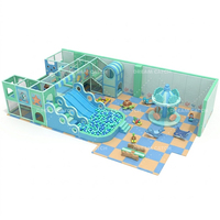 Aire de jeux intérieure pour enfants sur le thème de l'océan, avec piscine à balles, jeux interactifs pour tout-petits, espace de jeux doux pour enfants, personnalisable et adapté aux centres de jeux commerciaux.