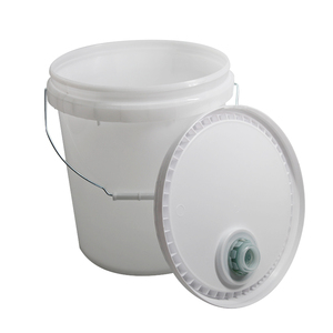 Seau en plastique transparent Innopack de 5 gallons avec couvercles bleus, fabricant de seaux en plastique de qualité alimentaire, seaux de bonne qualité pour les cornichons et la glace - Product Image 3