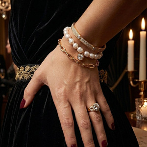 Pulsera <span class=keywords><strong>de</strong></span> Perlas Daphne Rhapsody <span class=keywords><strong>para</strong></span> <span class=keywords><strong>Mujer</strong></span>, Elegante y Graciosa, Joyería con Diseño <span class=keywords><strong>de</strong></span> <span class=keywords><strong>Verso</strong></span>, Estanza, Canto, Himno, Letra, Sinfonía, Concierto - Product Image 6
