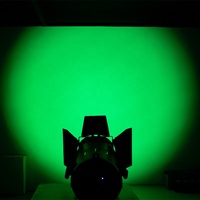 100W LED RGBW zoom diffusion Led fresnel spot light pour les équipements photographiques