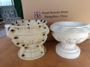 Kit de Macetas de 35 cm de Estilo Europeo, Resistentes, para Decoración de Jardín Exterior, Hechas de Material ABS, para Pilar de Puerta Exterior - Product Image 3