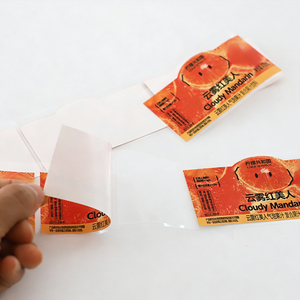 Étiquettes adhésives personnalisées pour l'emballage et la marque sur les bouteilles, les pots, les boîtes - Autocollantes résistantes, imprimables, non toxiques, imperméables - Product Image 3