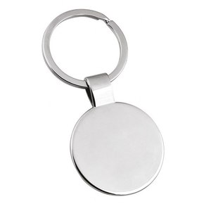 Fashionable Heart-Shaped Black and White Football Keychain <b>Resin</b> and Alloy Decorative Gift Keychains for Keys - Product Image 3