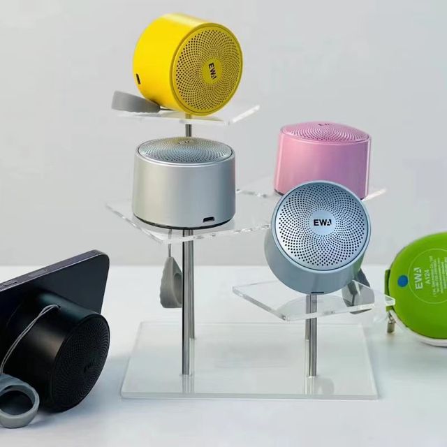 New EWA-A124 BT 5.0 Portable Wireless Speaker Mini Aluminum Subwoofer 5W Output IPX4 Waterproof Magnetic Phone Holder Built-in
