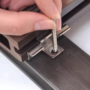 Tarima de WPC SHENGCHENG de Diseño Moderno con Tornillos de Acero Inoxidable, Accesorios para Pisos de Fácil Instalación - Product Image 5