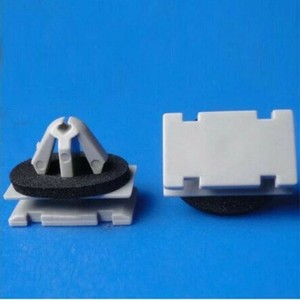 Clip en plastique gris D441 pour loquet de seuil de porte Jeep Compass, pour remplacement et réparation - Product Image 2