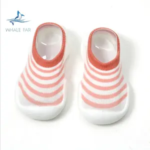 Jingyuan गर्म बिक्री सर्दियों स्टॉक के साथ विरोधी पर्ची बच्चे मोजे जूता रबर एकमात्र बच्चे कपास जूते मोजे विरोधी पर्ची रबर तलवों