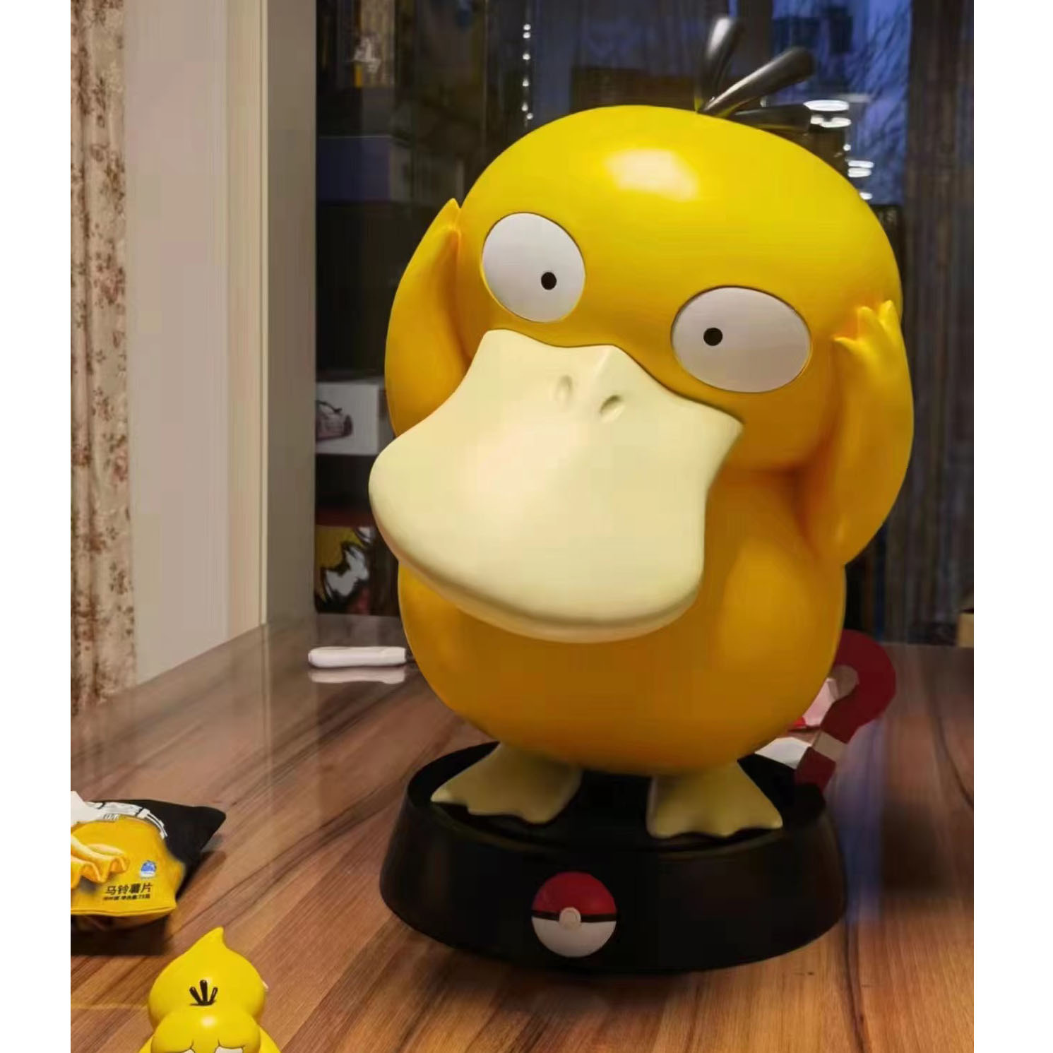 ピカチュウ　石像　高さ約16cm カスタムデザインの驚くべき等身大のピカチュウの像 -Alibaba.com
