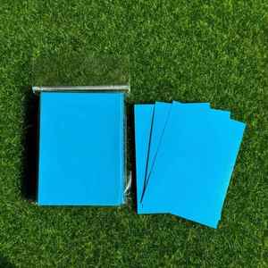 Pochettes pour cartes Penny Matte F Premium PP 62x89mm, finition mate, couleur personnalisée, impression sérigraphique intérieure transparente, épaisseur 30mm - Product Image 1