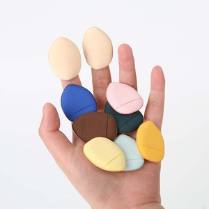 Mini Esponja de Maquillaje Húmeda/Seca con Logotipo Personalizado, Libre de Látex, para Base y Corrector - Product Image 1