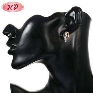 جميل تصميم الماس الأمريكية حلي تقليد في الهند - Product Image 6