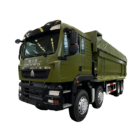 Camion à benne basculante Howo 8X4, moteur diesel JMC, norme d'émission Euro 3, direction à gauche, transmission 4x2, carrosserie fabriquée en Chine, prix bas en vente