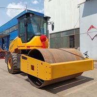 Rouleau compresseur routier à châssis en acier robuste de 8 tonnes, rouleau compresseur vibrant pour le compactage des routes et le pavage d'asphalte