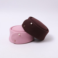 Béret en laine rose style britannique rétro pour femme, chapeau pillbox orné de perles, casquette d'artiste française, couvre-chef chaud pour l'hiver