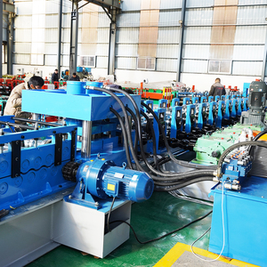 آلة تشكيل حواجز الطرق السريعة بالدرفلة على البارد، ماكينة صنع حواجز الطرق على شكل حرف W - Product Image 2