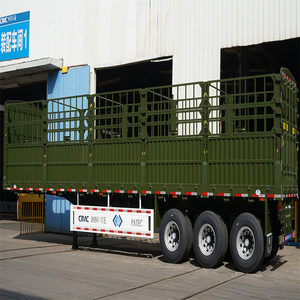 Semi-<span class=keywords><strong>remorque</strong></span> d'occasion à suspension pneumatique en acier à 3 essieux <span class=keywords><strong>pour</strong></span> le transport de bovins et de chevaux. - Product Image 1