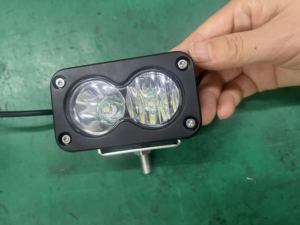 Andere Auto-Zubehörteile 3-Zoll 20W Weiß LED-Arbeitsleuchte Wasserdichte Auto-Leuchte Motorrad-Scheinwerfer für Segway Talaria SurRon - Product Image 3