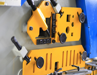 Petite machine de poinçonnage hydraulique CNC, cintreuse de fer à haute productivité