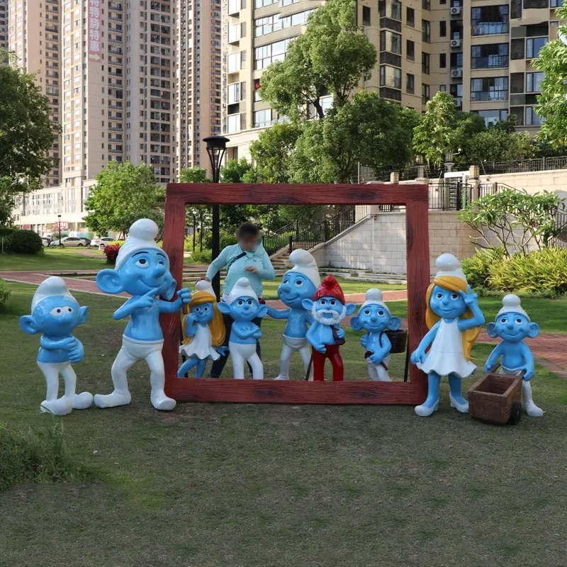 Custom Sculpture Figurines Toy characters Smurfs For Garden Sculpture