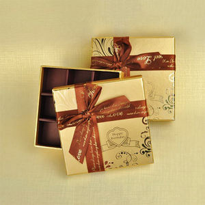 Caja Rígida de Papel con Relieve Personalizado para Cupcakes, <span class=keywords><strong>Sushi</strong></span> y Chicle - Materiales Reciclados con Insertos - Product Image 1