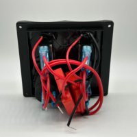 Panel de Interruptores de Palanca de 3 Vías Resistente al Agua con Indicadores LED y Enchufe de Alimentación LED