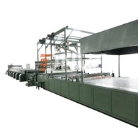 Machine de fabrication de panneaux sandwich en fibre de verre FRP pour panneaux muraux de maison préfabriqués pour dortoir temporaire