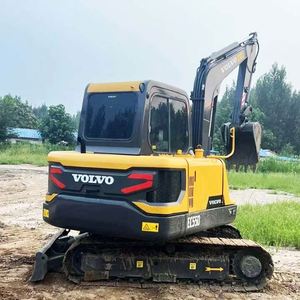 Excavadoras de cadenas Volvo EC55 de 5.5 toneladas, miniexcavadoras al por mayor, usadas y nuevas, con motor Kubota, bomba, caja de cambios, engranajes y rodamientos con certificación EPA. - Product Image 6