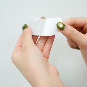 Patchs de <span class=keywords><strong>gel</strong></span> non tissés personnalisés pour le <span class=keywords><strong>contour</strong></span> <span class=keywords><strong>des</strong></span> <span class=keywords><strong>yeux</strong></span>, hydrogel froid apaisant pour extensions de cils, marque privée OEM - Product Image 4