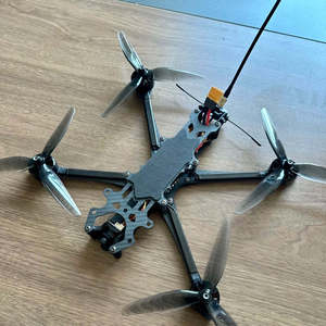 7 /9/10 pulgadas Fpv Drone Carga 2-3 kg con cámara de visión nocturna Distancia máxima de vuelo de 18km - Product Image 1