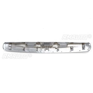Poignée de hayon argentée sans trou pour clé connectée ni caméra pour Nissan Qashqai J10 JJ10 07-14, avec cache en plastique - Product Image 3