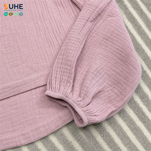 Conjunto de Pijama de Gasa Arrugada 100% Algodón para Mujer, Cuello en V, Manga Larga, con Botones, OEM ODM, Personalizado por SUHE - Product Image 6